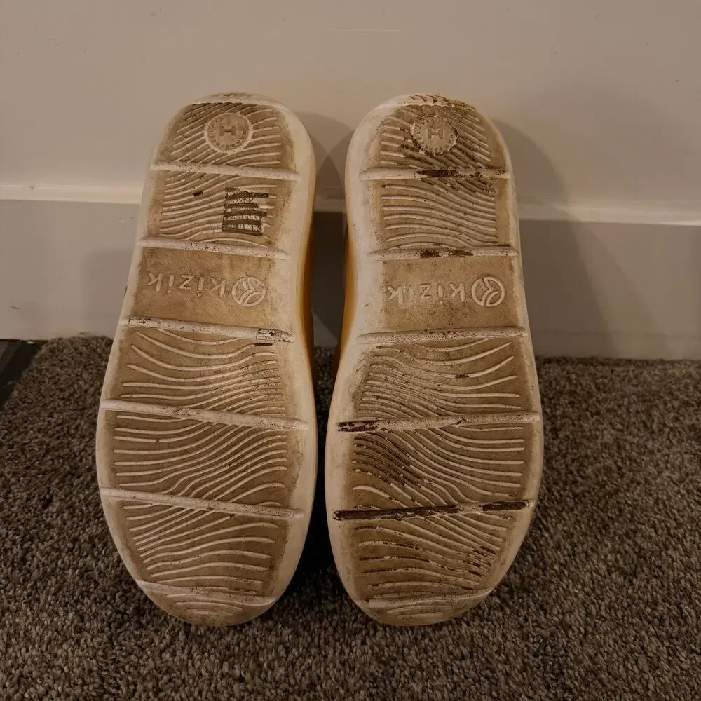 JET-PUFFED X KIZIK Unisex Mars Roamer Toasted Marshmallow Shoes Size M10/W11.5